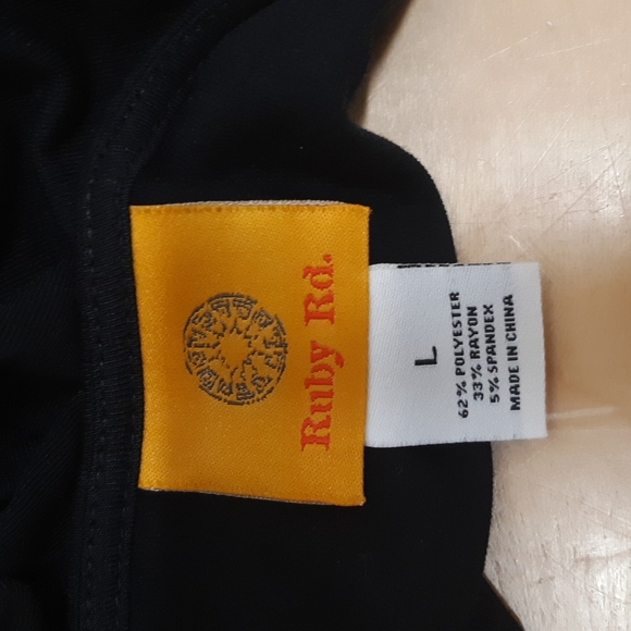 Ruby Rd. Top - Picture 5 of 6